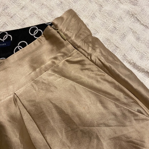 Tommy Hilfiger skirt - Picture 4 of 5